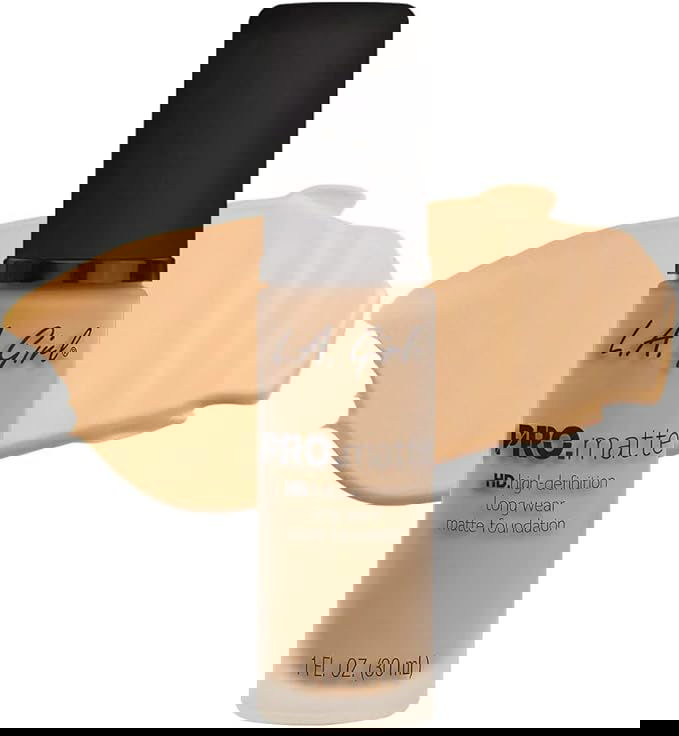 L.A. GIRL Pro Matte Foundation GLM672 bisque - ELBEAUTE