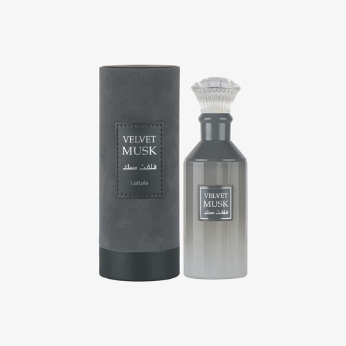 Velvet Musk Eau de Parfum 100 ml spray bottle with dark cap and label
