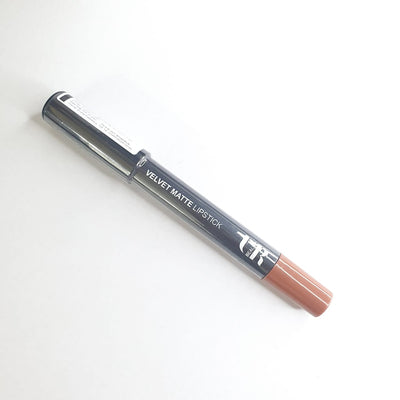 UR BEAUTY VELVET MATTE LIPSTICK 023
